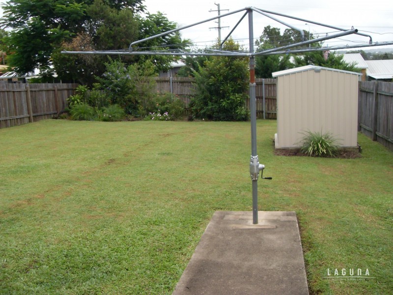 2/8 Furness Road, Southside QLD 4570