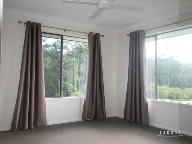 2 Iris Court, Southside QLD 4570