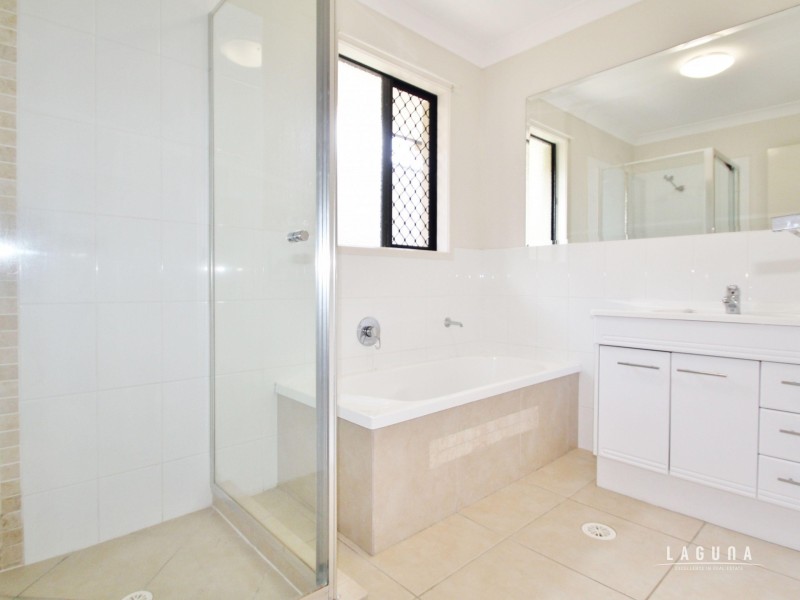 37 Gympie View Drive, Southside QLD 4570