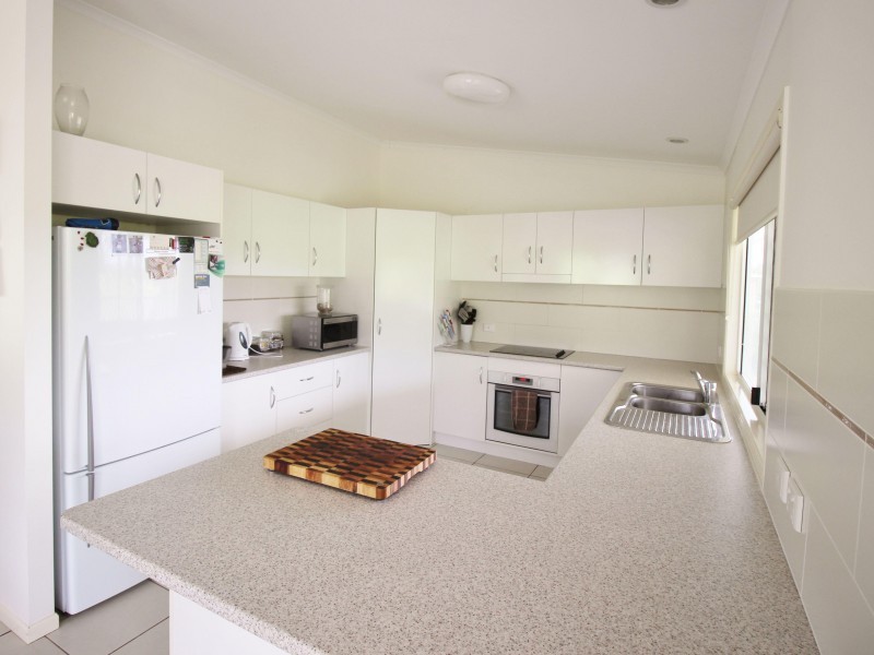 115 Rammutt Road, Chatsworth QLD 4570