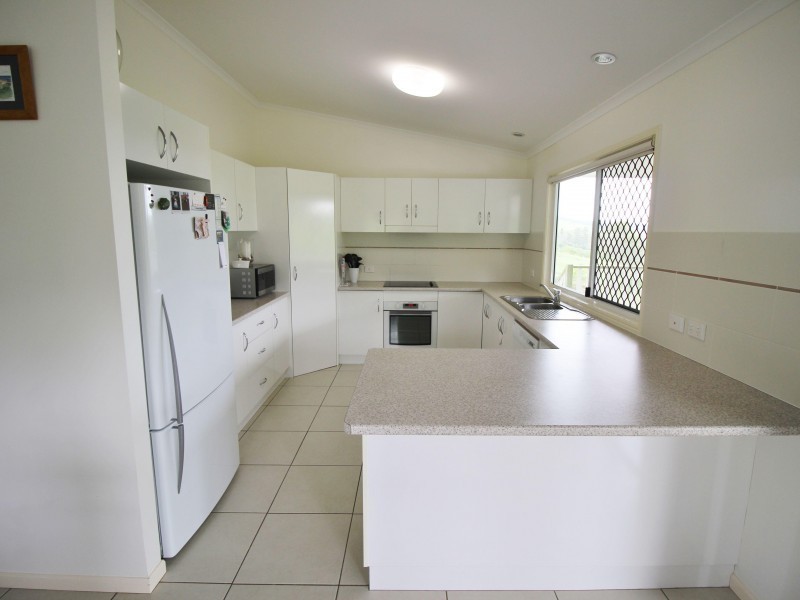 115 Rammutt Road, Chatsworth QLD 4570