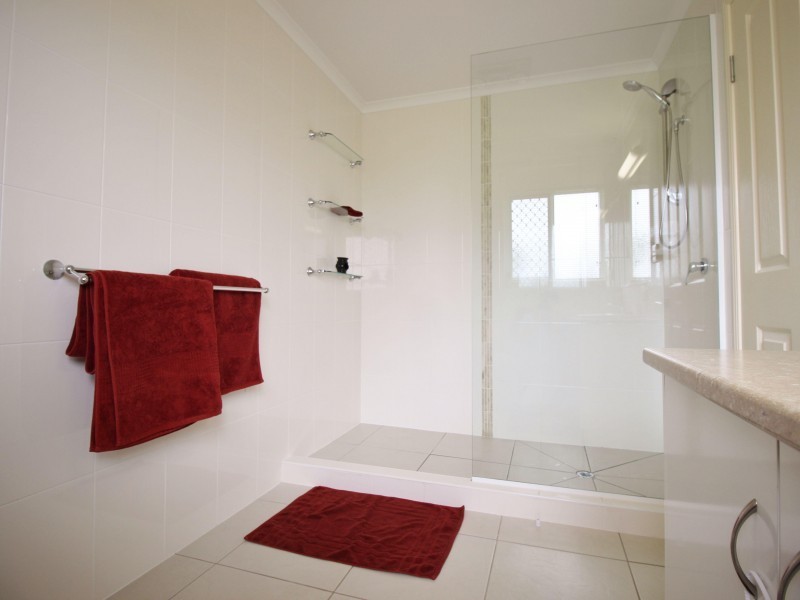 115 Rammutt Road, Chatsworth QLD 4570
