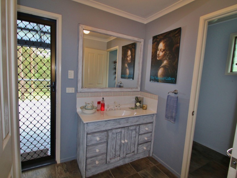 78 Herron Road, Pie Creek QLD 4570