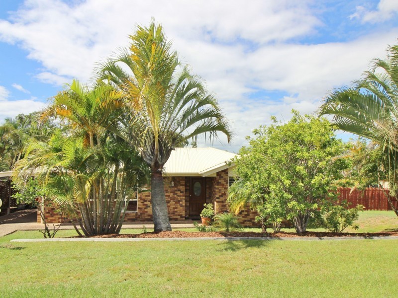 14 Kimberley Avenue, Southside QLD 4570