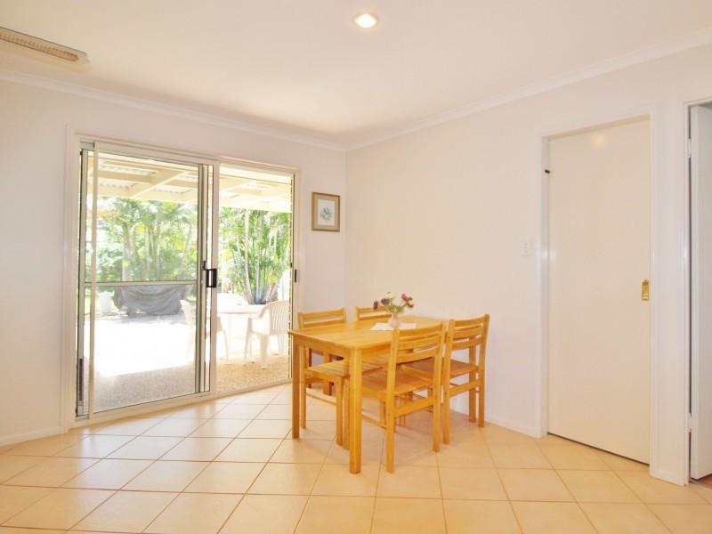 14 Kimberley Avenue, Southside QLD 4570