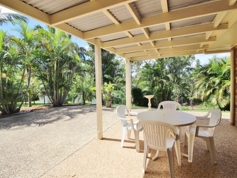 14 Kimberley Avenue, Southside QLD 4570