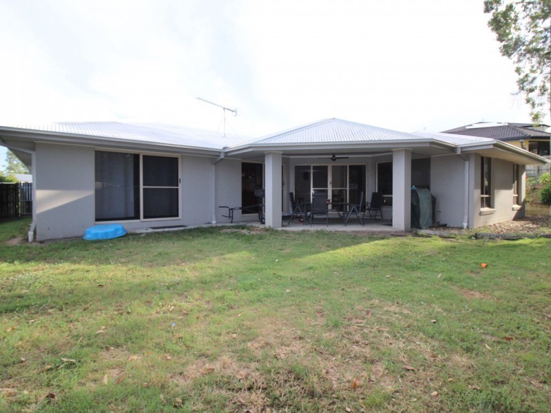 53 Hilltop Avenue, Southside QLD 4570