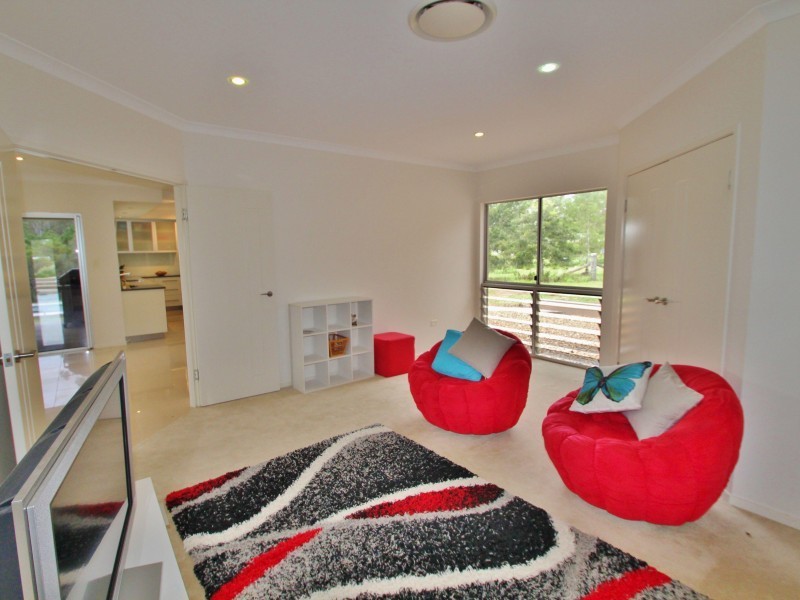 16 Bluewing Boulevard, Banks Pocket QLD 4570