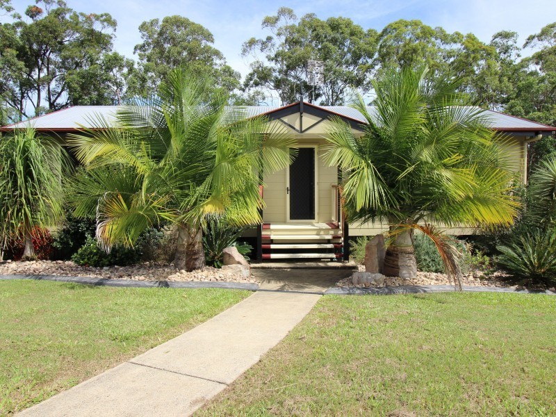 5 Melaleuca Court, Southside QLD 4570