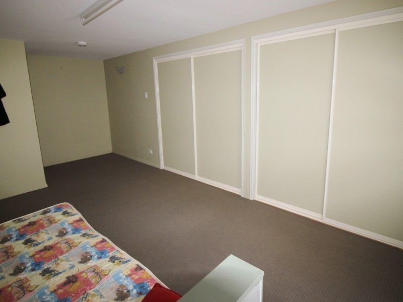 5 Melaleuca Court, Southside QLD 4570