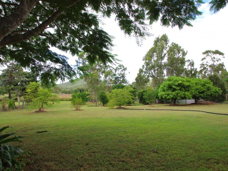 11  Bridge Street, Kilkivan QLD 4600