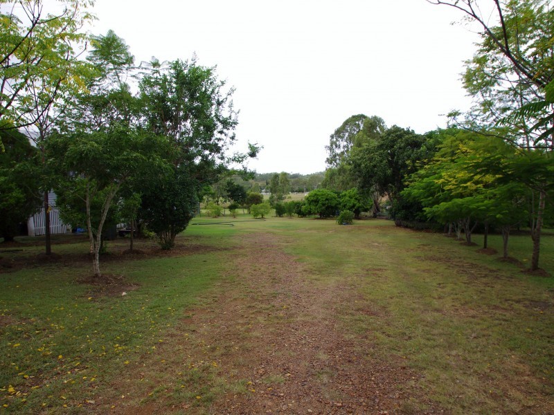 11  Bridge Street, Kilkivan QLD 4600