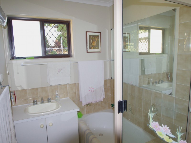 21 Crescent Road, Gympie QLD 4570