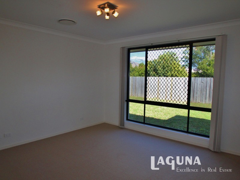19 Hilltop Avenue, Southside QLD 4570