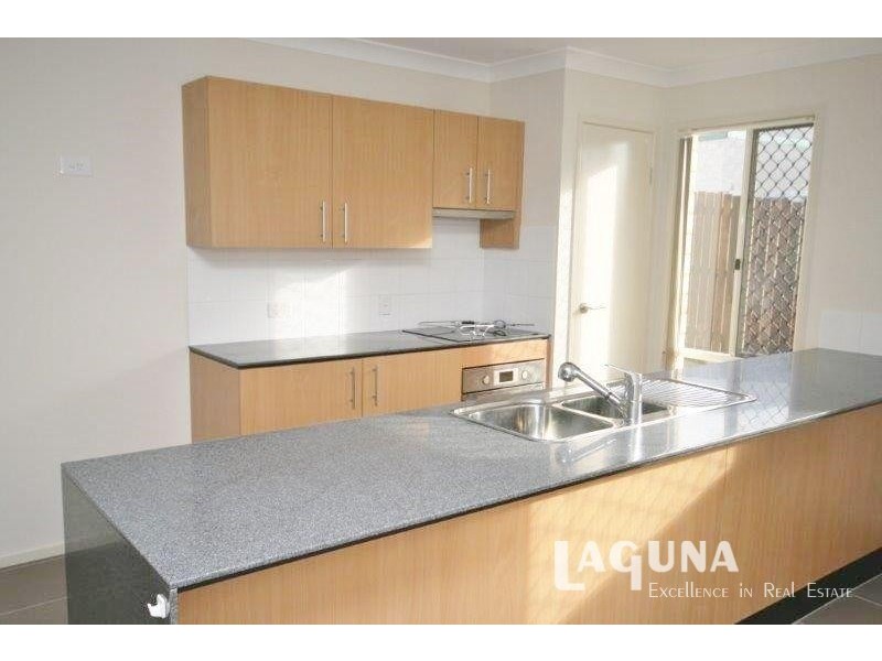 14 Vista Close, Southside QLD 4570