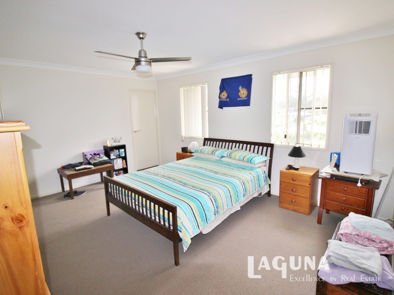14 Vista Close, Southside QLD 4570