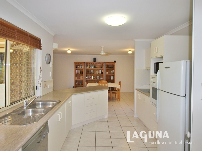 14 Piccadilly Drive, Southside QLD 4570