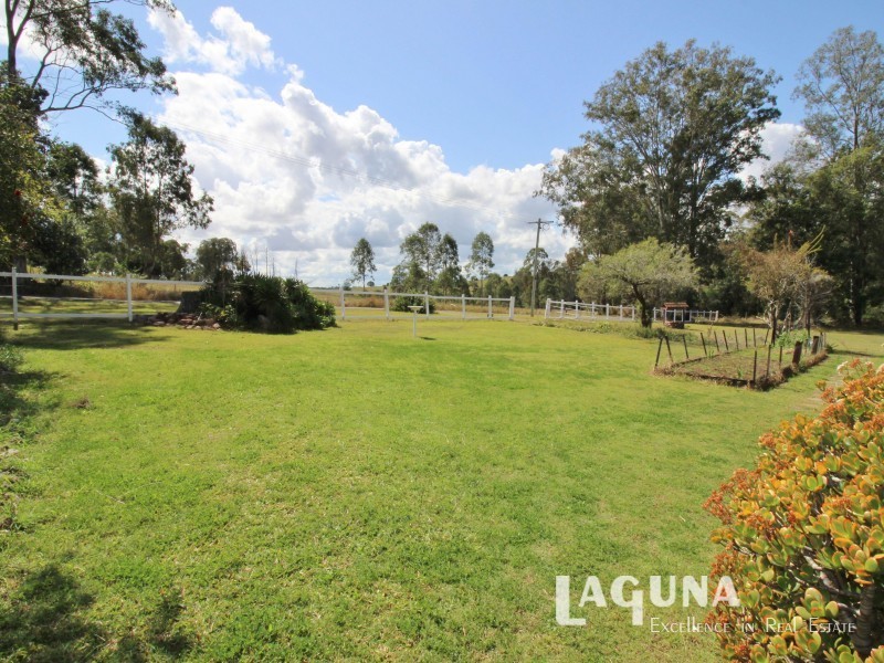 8 Robinson Road, Calico Creek QLD 4570