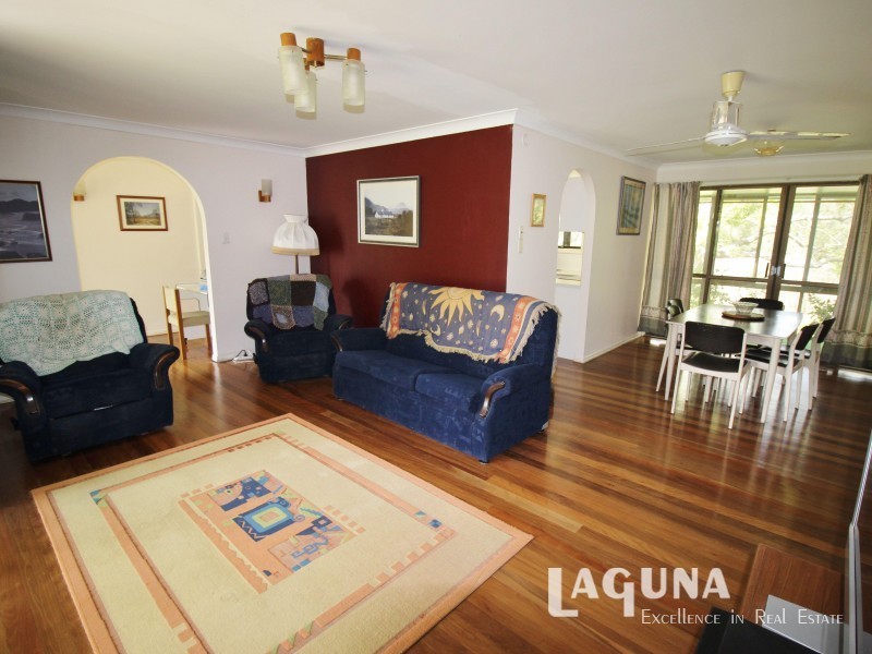8 Robinson Road, Calico Creek QLD 4570