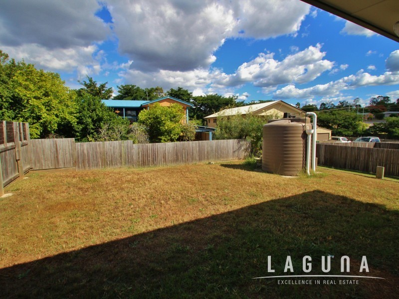 8a Bowlers Drive, Southside QLD 4570