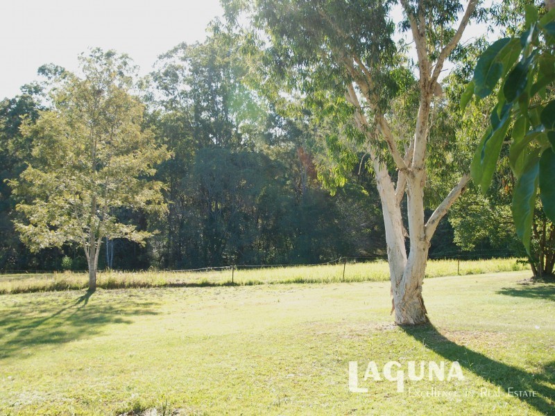 8  Lindsay Street, Southside QLD 4570