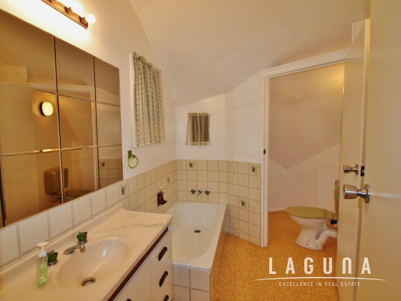 4 Matthew Lane, Jones Hill QLD 4570