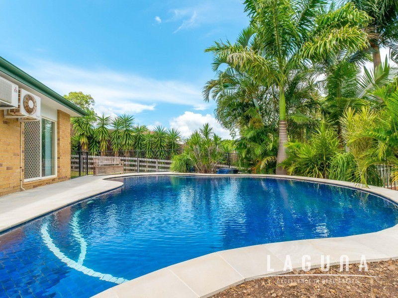 7 Topaz Court, Southside QLD 4570