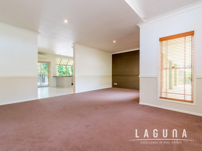 7 Topaz Court, Southside QLD 4570