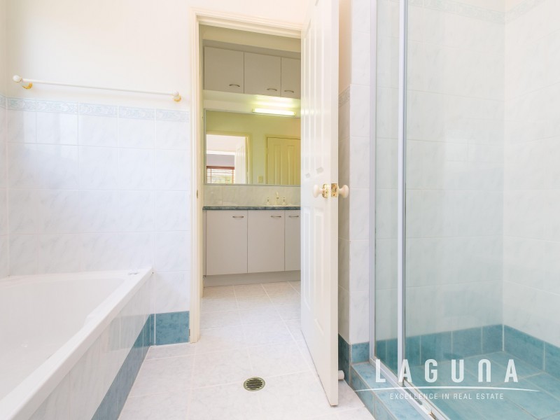 7 Topaz Court, Southside QLD 4570