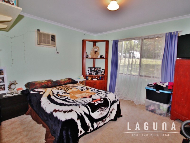 9 Heather Street, Southside QLD 4570