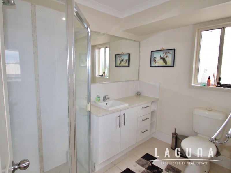 33 Premier Avenue, Jones Hill QLD 4570