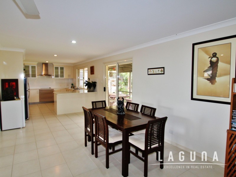33 Premier Avenue, Jones Hill QLD 4570