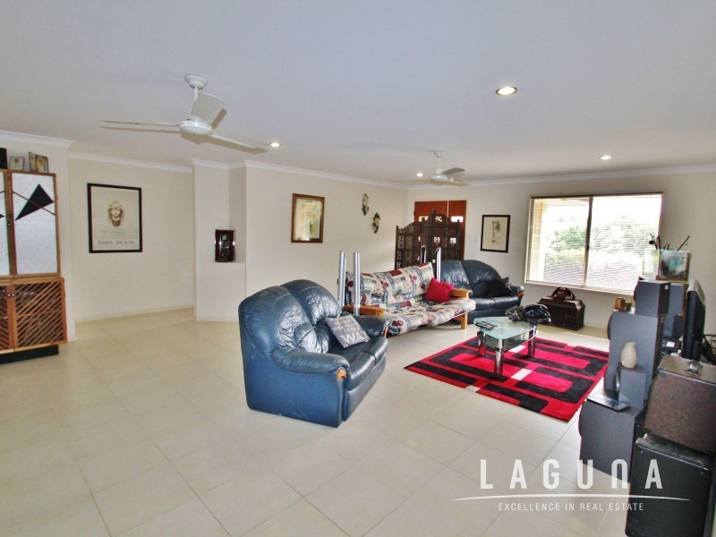 33 Premier Avenue, Jones Hill QLD 4570