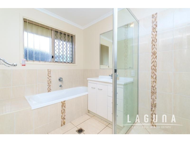 11 Callistemon Court, Southside QLD 4570