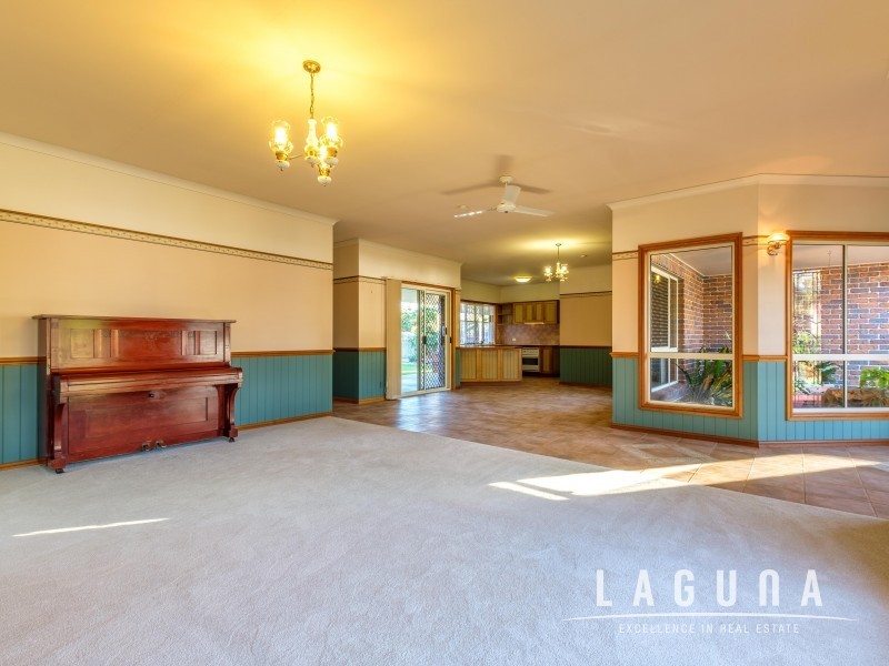10 Fossickers Court, Southside QLD 4570