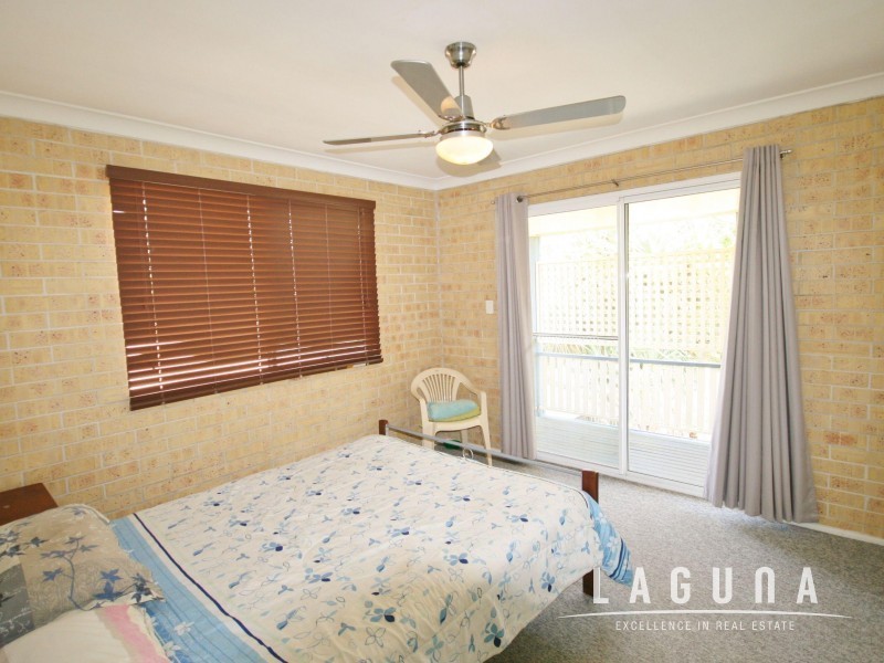 2/5 Rumbalara Avenue, Rainbow Beach QLD 4581