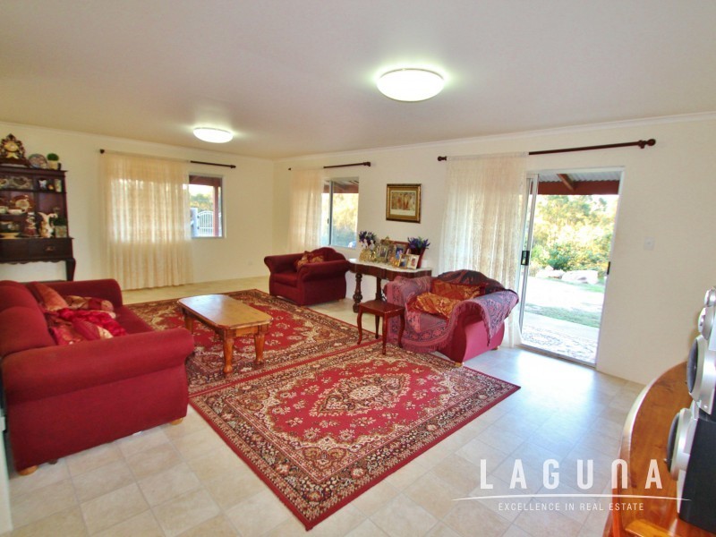 11 Tilba Road, Scrubby Creek QLD 4570