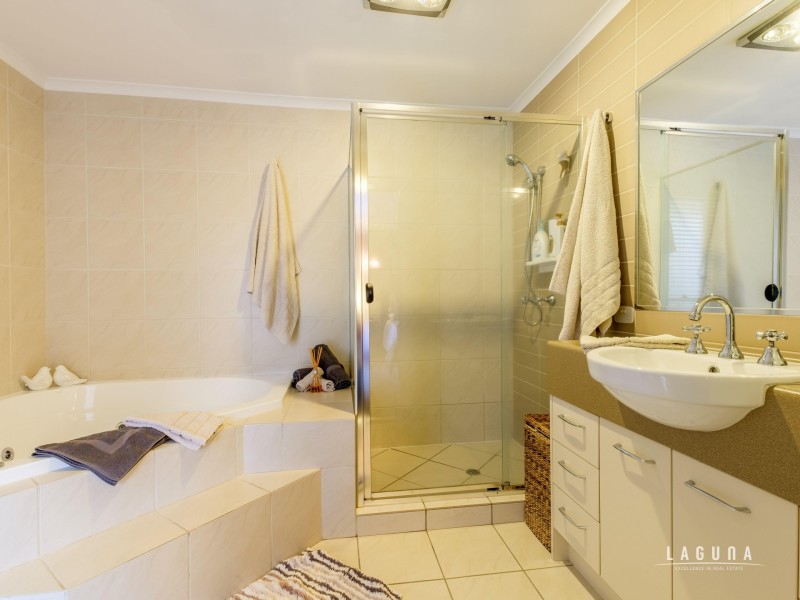 11 Directors Circuit, Jones Hill QLD 4570