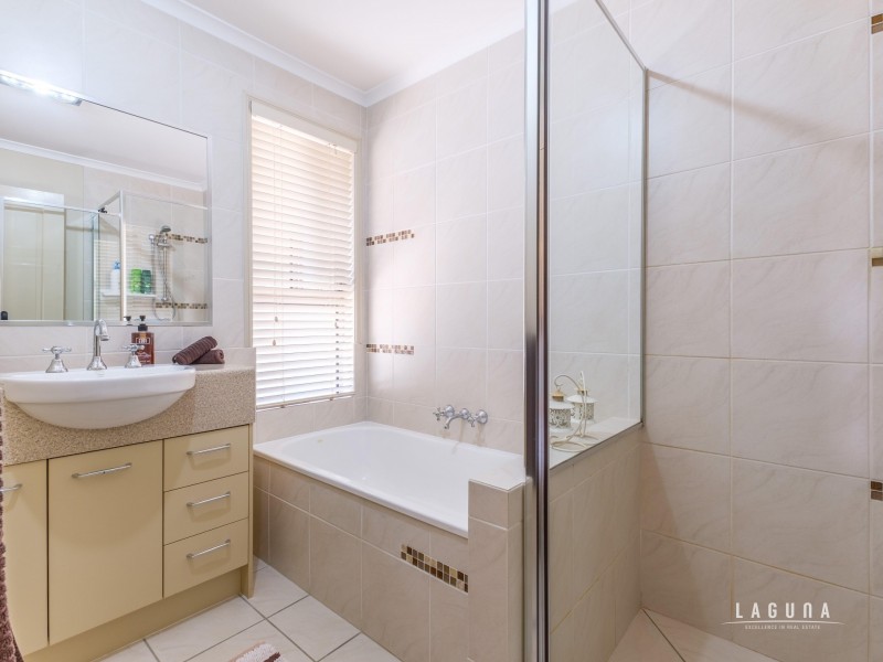 11 Directors Circuit, Jones Hill QLD 4570