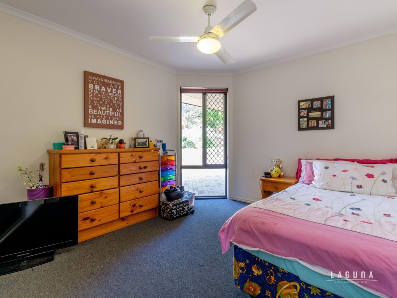 11 Vista Close, Southside QLD 4570