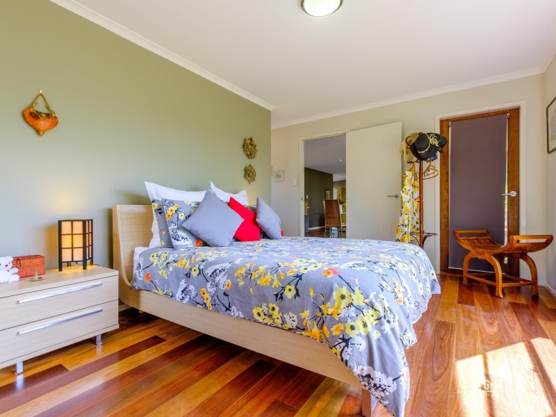 98 Robert Road, Chatsworth QLD 4570