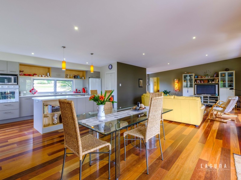 98 Robert Road, Chatsworth QLD 4570