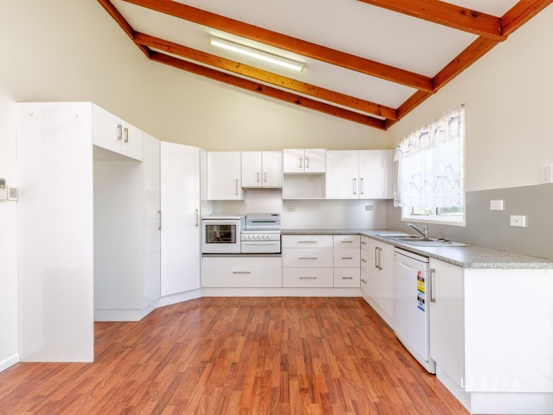 1 Rocks Road, Southside QLD 4570