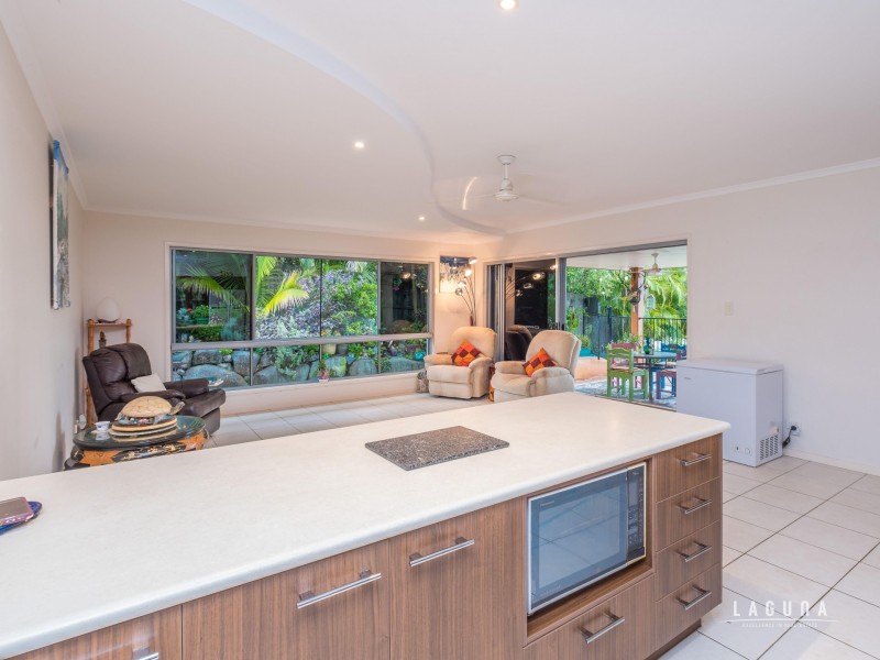 8 Federation Court, Southside QLD 4570