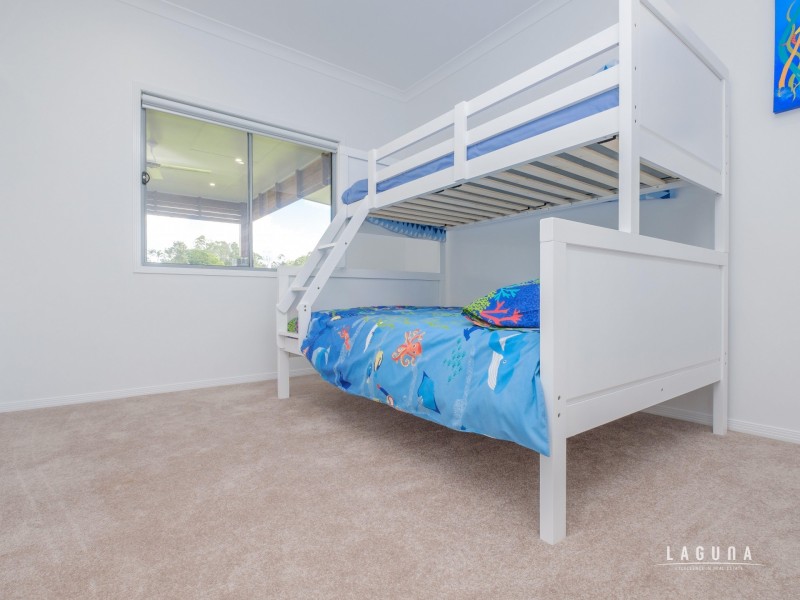 2 Brickfield Crescent, Southside QLD 4570