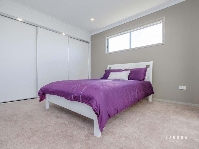 2 Brickfield Crescent, Southside QLD 4570