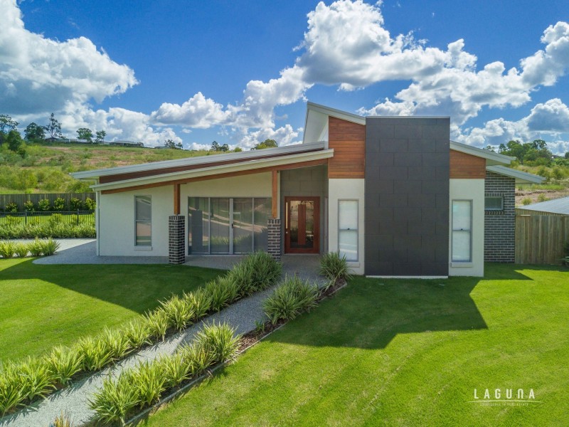 2 Brickfield Crescent, Southside QLD 4570