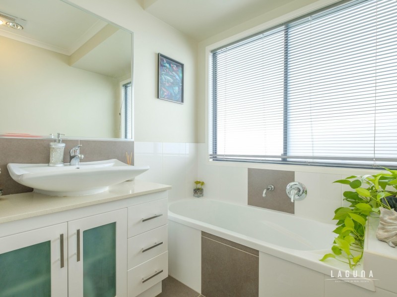 79 Groundwater Road, Southside QLD 4570