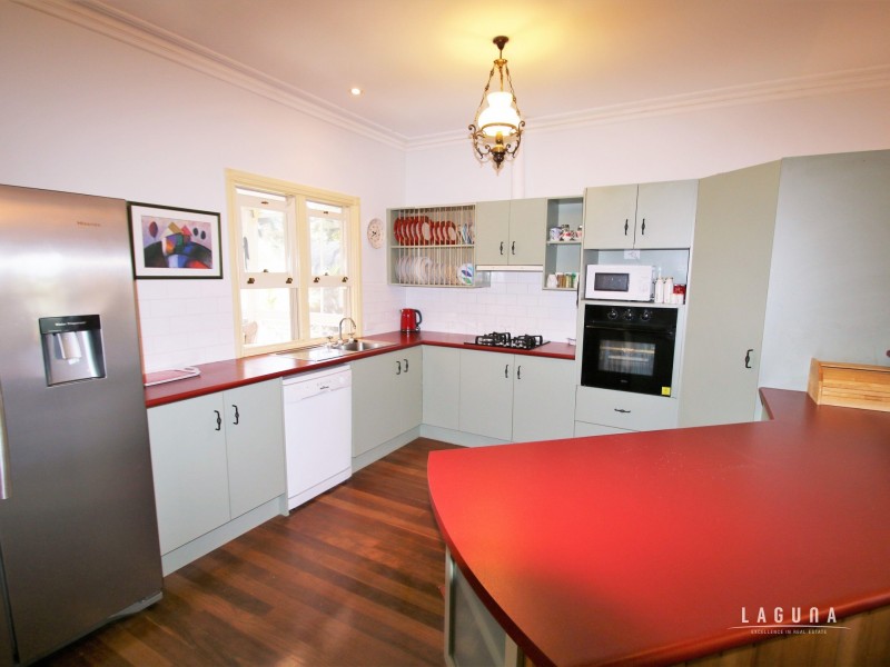 12 Exhibition Road, Southside QLD 4570