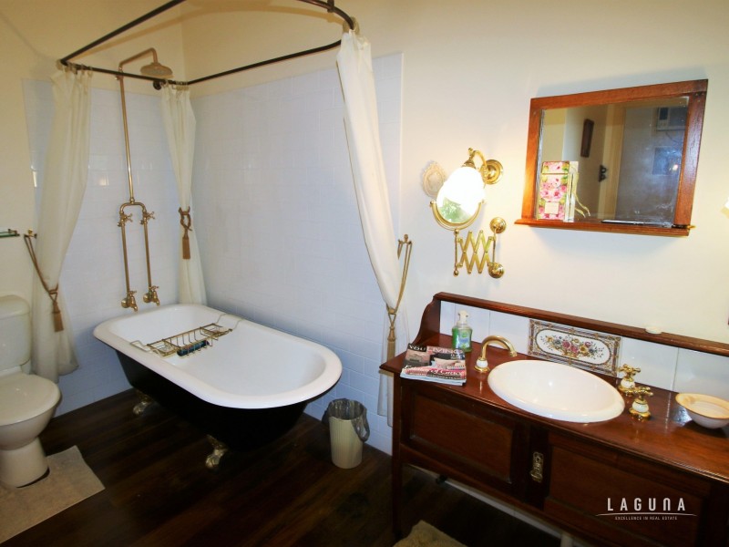 12 Exhibition Road, Southside QLD 4570